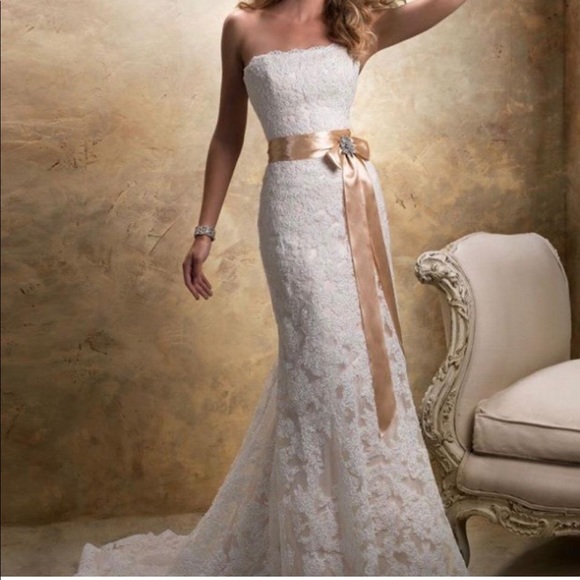Maggie Sottero Dresses & Skirts - Maggie Sottero - Used Wedding Dress